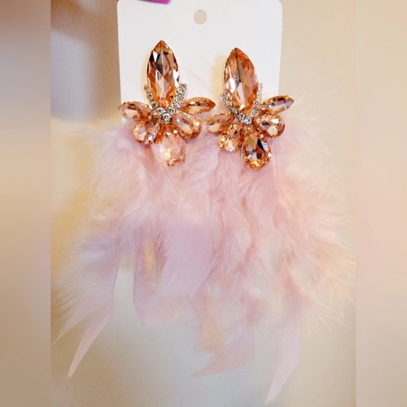 🎀Pink Feather Earings With Jewel & Rhinestone Embellishments - Picture 3 of 3